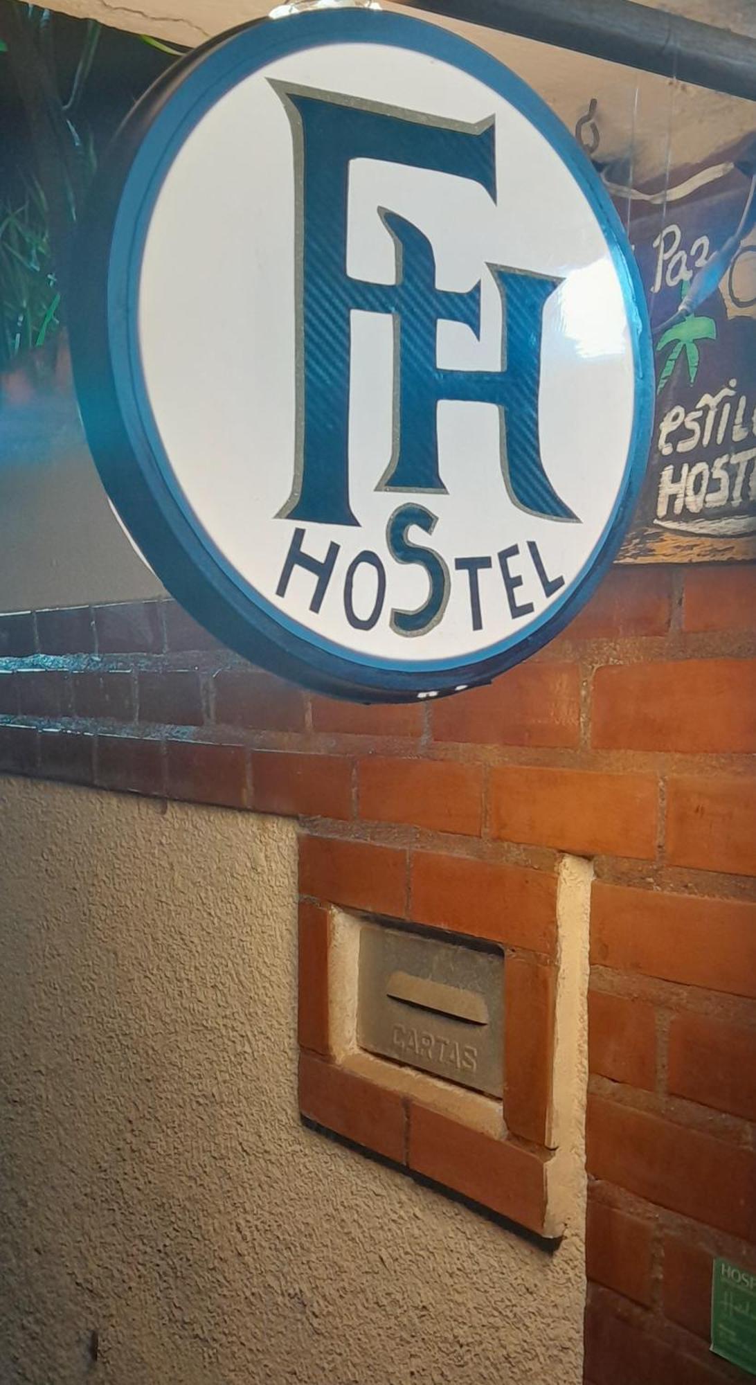 Hostel Em Itaipuacu Proximo A Praia E Terminal Da Rua 01 Marica Exterior photo