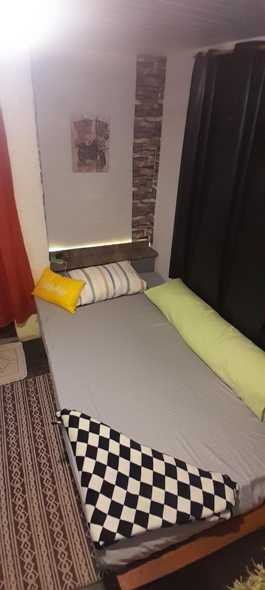 Hostel Em Itaipuacu Proximo A Praia E Terminal Da Rua 01 Marica Room photo